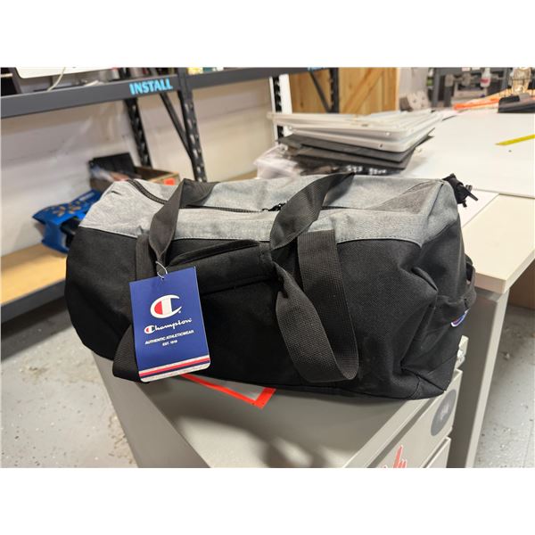 New champion duffel bag