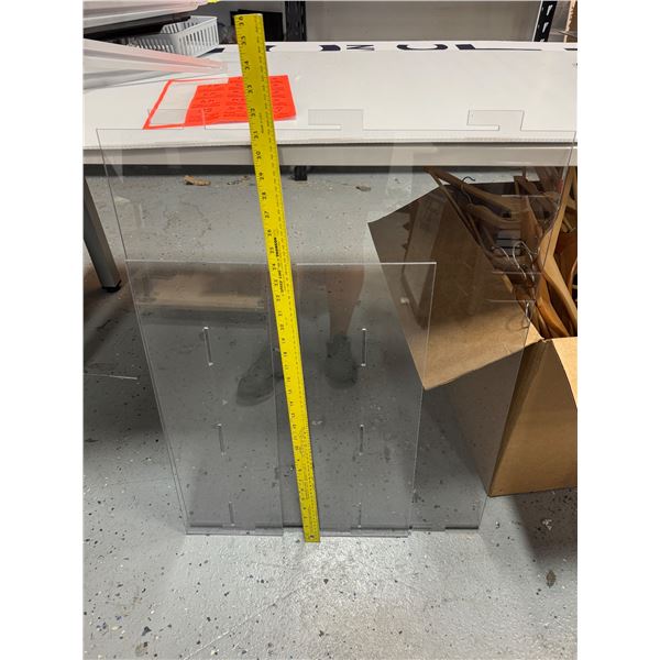 Three plexiglass pieces