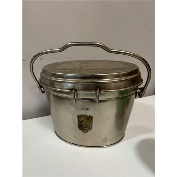 Lid container
