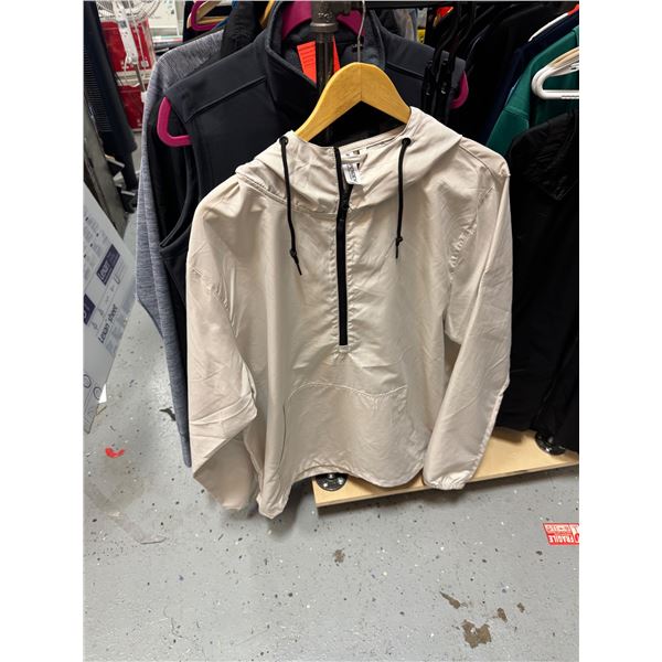 Independent, large windbreaker