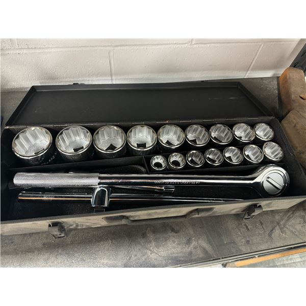 Ultra pro socket tool set