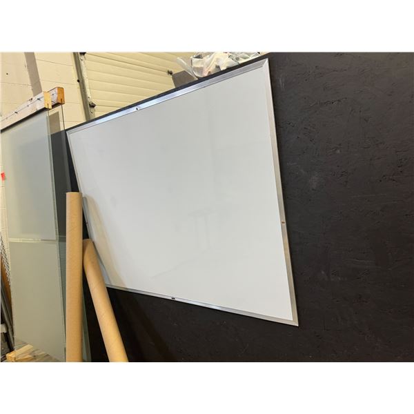 Whiteboard 4' x 3'