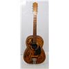 Image 1 : DECORATED VINTAGE GUITAR FOR DISPLAY