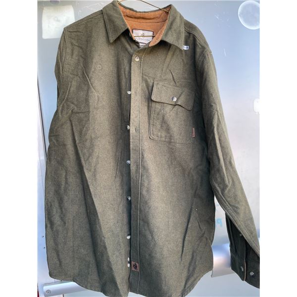 Lot of 1 Legendary Whitetails Flannel Shirt - Size Mens Medium - New