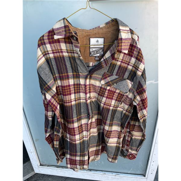 Lot of 1 Legendary Whitetails Flannel Shirt - Size Mens Large - New