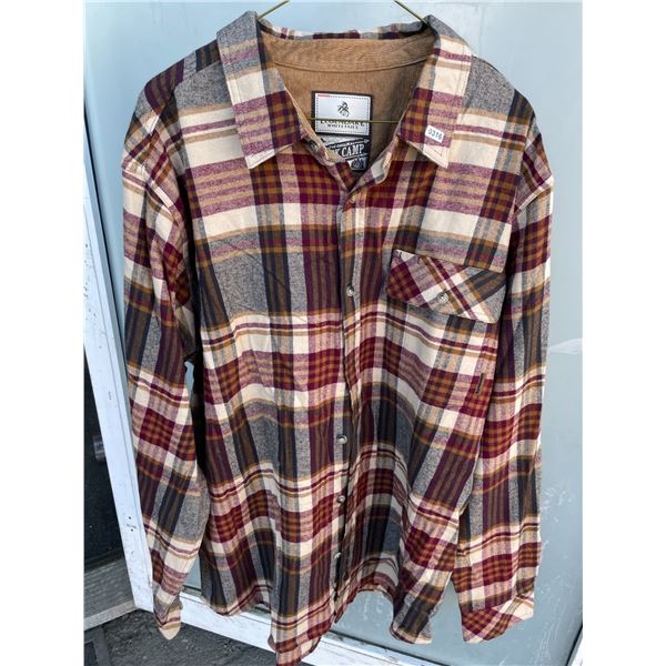 Lot of 1 Legendary Whitetails Flannel Shirt - Size Mens X-Large - New