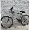 Image 1 : Lot of 1 Rocky Mountain Flow Dirt Jumper Mountain Bike - Used