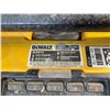 Image 3 : Lot of 1 Dewalt DCR015 Worksite Radio - Used - Works