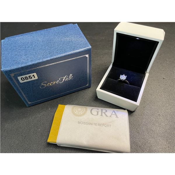 Lot of 1 Women's Moissanite Ring - Size 5.5 - Brand New!