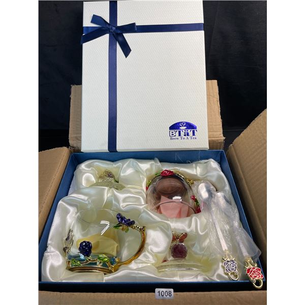 Lot of 1 Glass Teapot Gift Set in Box - Brand New
