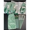 Image 3 : Lot of 4 Makeup Brush Sets with Velvet Storage Pouch - Green - 13PCS each - Brand New!