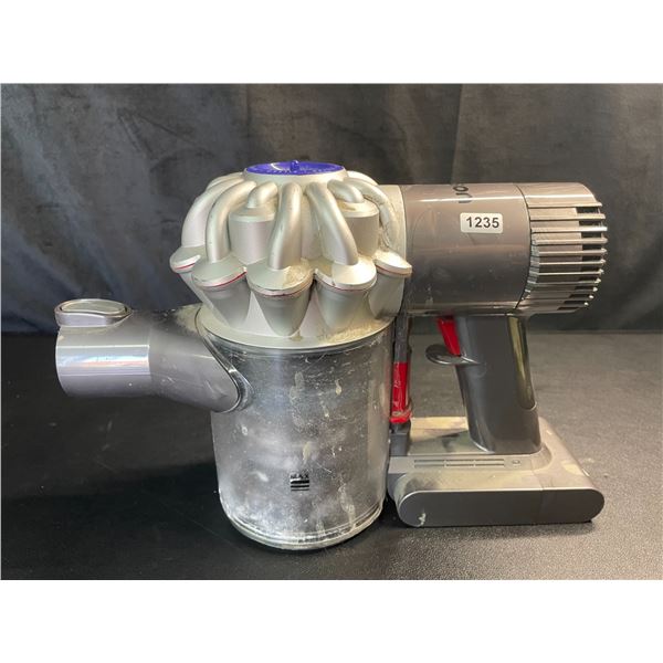 Lot of 1 Dyson Vacuum w/ Battery - Used