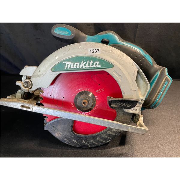 Lot of 1 Makita Saw - No Battery - Used