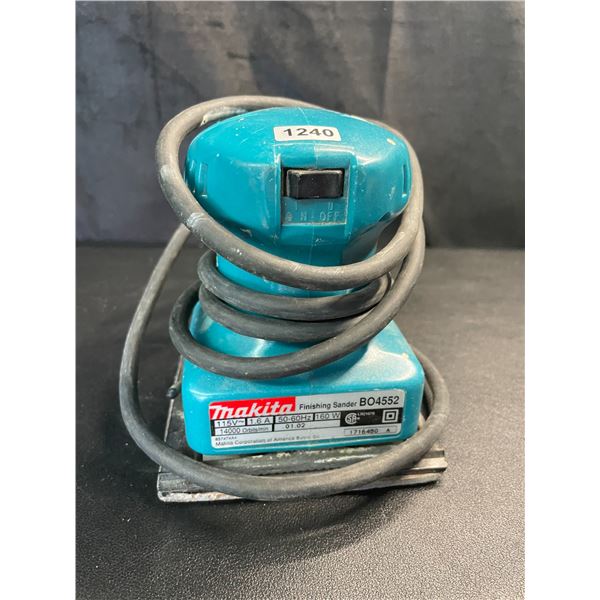 Lot of 1 Makita Finishing Sander - Used