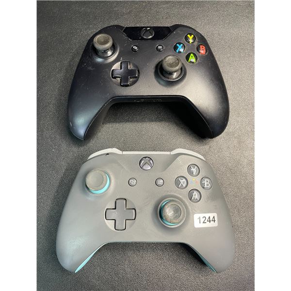 Lot of 2 Xbox One Controllers - Used