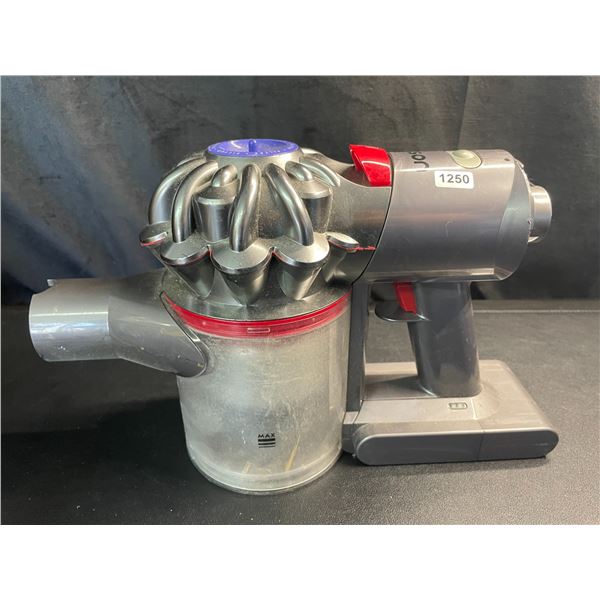 Lot of 1 Dyson Vacuum w/ Battery - Used