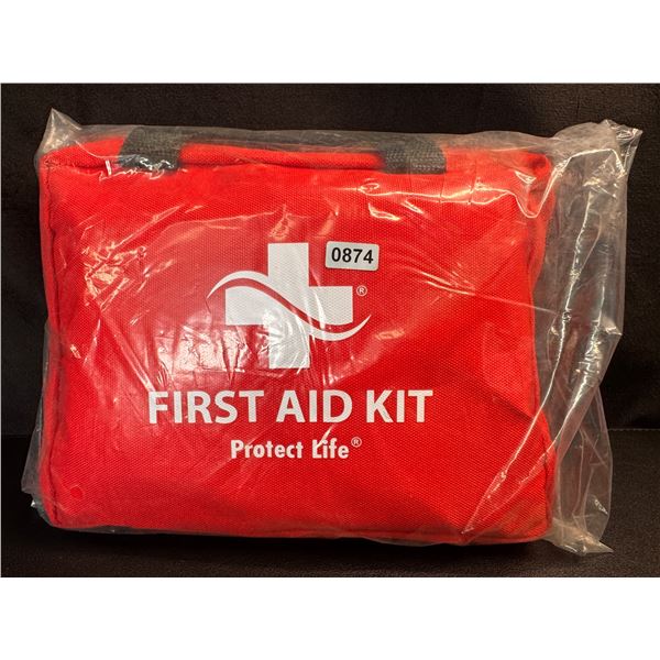 Lot of 1 Complete Emergency First Aid Kit