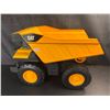 Image 1 : Lot of 1 Tonka Toys Cat Dump Truck - Used