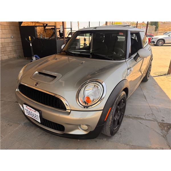2009 Mini Cooper S - LEMON/88,158 Mi