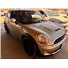 Image 4 : 2009 Mini Cooper S - LEMON/88,158 Mi