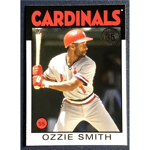 2021 TOPPS HERITAGE OZZIE SMITH (HOF)