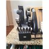 Image 7 : Cuisinart Electric Knife, Knife Block, Utensils A