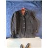 Image 7 : Men's Clothing A
