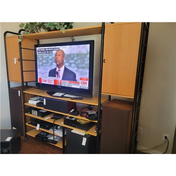 Entertainment Unit C