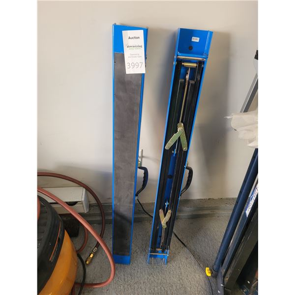 Mastercraft work stand A