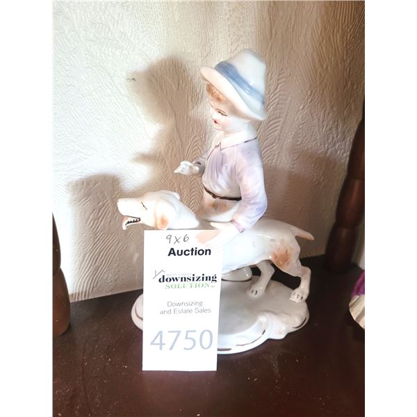 Crown Regent statue A