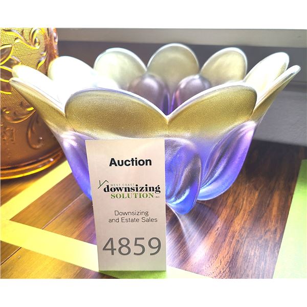 Iridescent Pettle Art Glass A