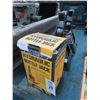Image 1 : CH 4 Ton Bottle Jack w/2 Jack Stands