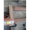 Image 2 : Dayton Red Pallet Jack
