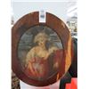 Image 2 : 2-Oval Portrait of Woman and Vintage Photo