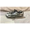 Image 2 : PAIR OF LOUIS VUITTON SHOES SIZE UNKNOWN (UNKNOWN AUTHENTICITY)