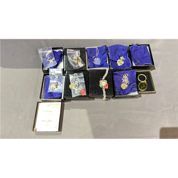LOT OF ASSORTED JEWELRY