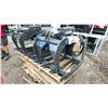 Image 2 : BOBCAT HYDRAULIC ROOT GRAPPLE ATTACHMENT 72"