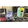 Image 2 : SHELF OF ASSORTED ITEMS INCLUDING; VACUUMS & AIR FRYER
