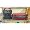 Image 2 : RACK OF ASSORTED ITEMS INCLUDING; LUGGAGE, ION SPEAKER, FLOOR FAN, VACUUM & MORE (RACK NOT