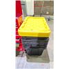 Image 2 : LOT OF 8 ASSORTED TOTES WITH SOME LIDS