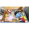 Image 2 : PORTABLE WOOD STORAGE CHEST WITH ASSORTED TOY CONTENTS