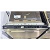 Image 2 : WHIRLPOOL STAINLESS STEEL DISH WASHER 24" WIDE