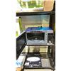 Image 2 : GALANZ EXPRESSWAVE MICROWAVE (UNKNOWN CONDITION, MAY BE MISSING PIECES)