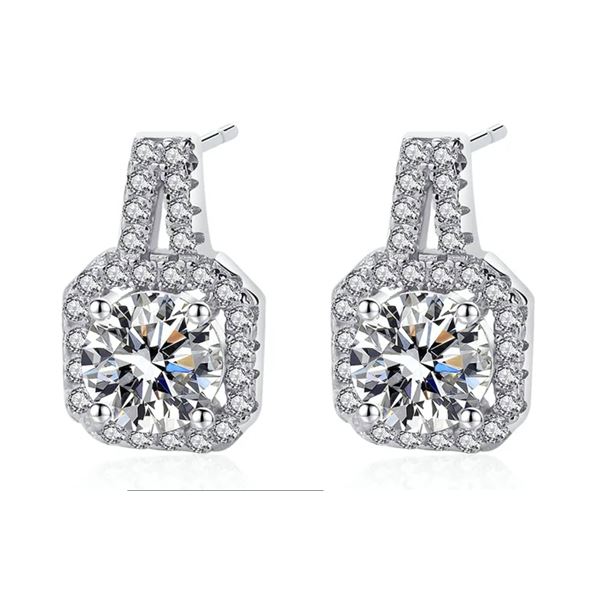 Sterling Silver 0.5ct Moissanite Diamond Halo Earrings