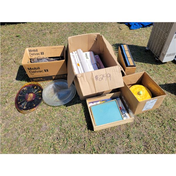 Glass plate, blinds, screws automated