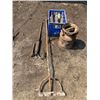 Image 1 : Good cream can,old bottles, hand pump, scraper