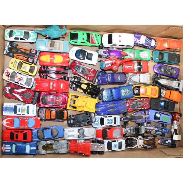 ASST. HOTWHEELS / DIECAST CARS 