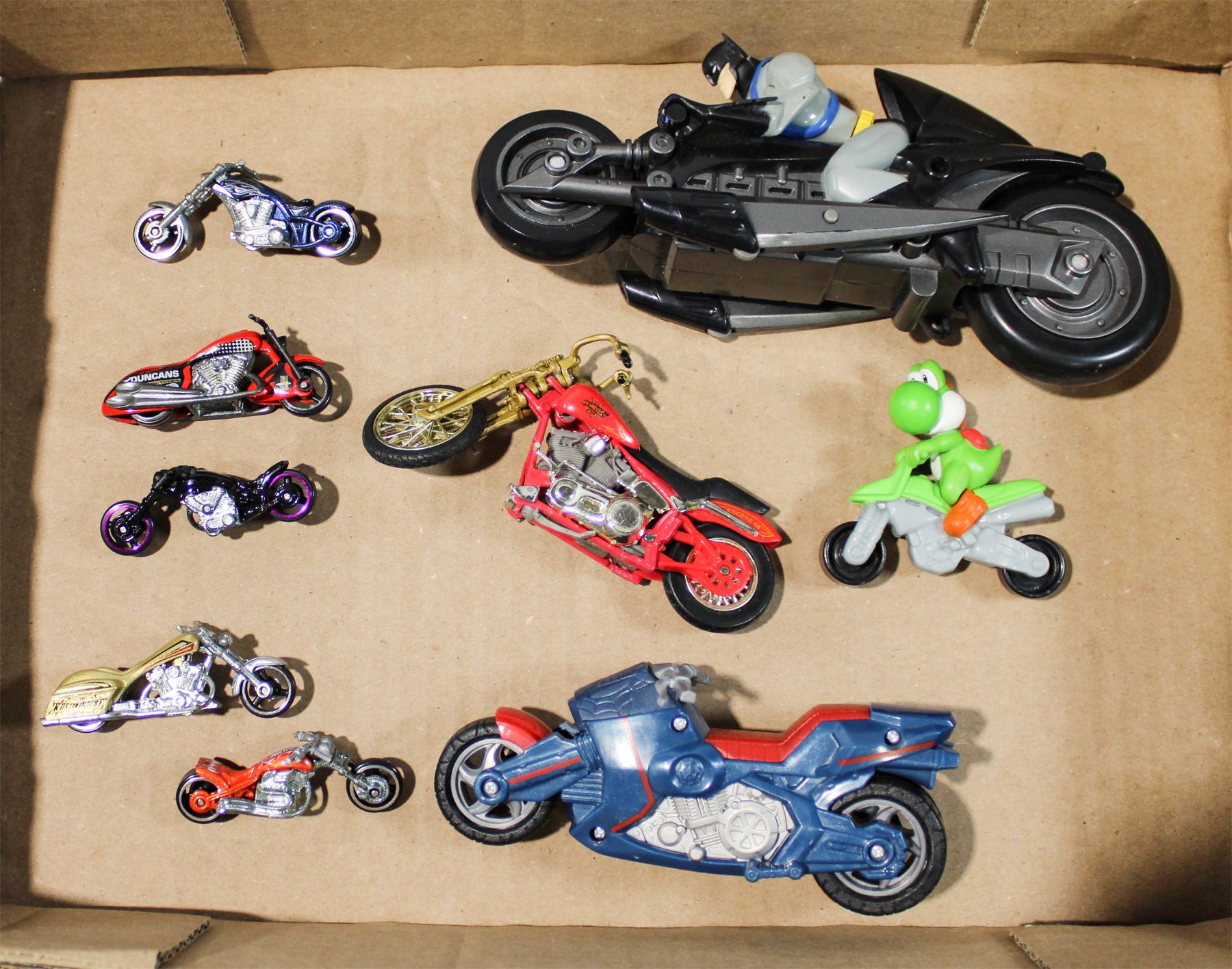 Bburago Maisto – Mini Moto Harley Davidson 1/12 – Modèle Aléatoire – Jouet Véhicule Dès 3 Ans – Cadeau Fan De Moto