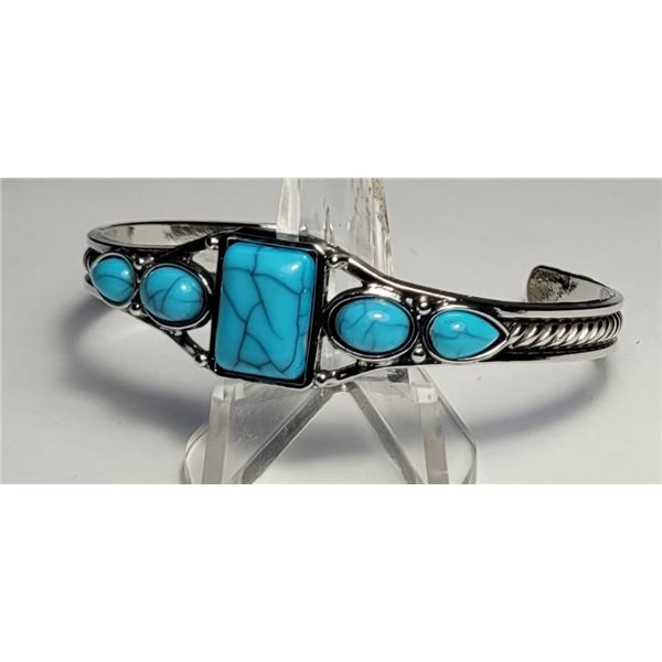 25)   TIBETAN SILVER AND NATURAL SQUARE  SHAPED