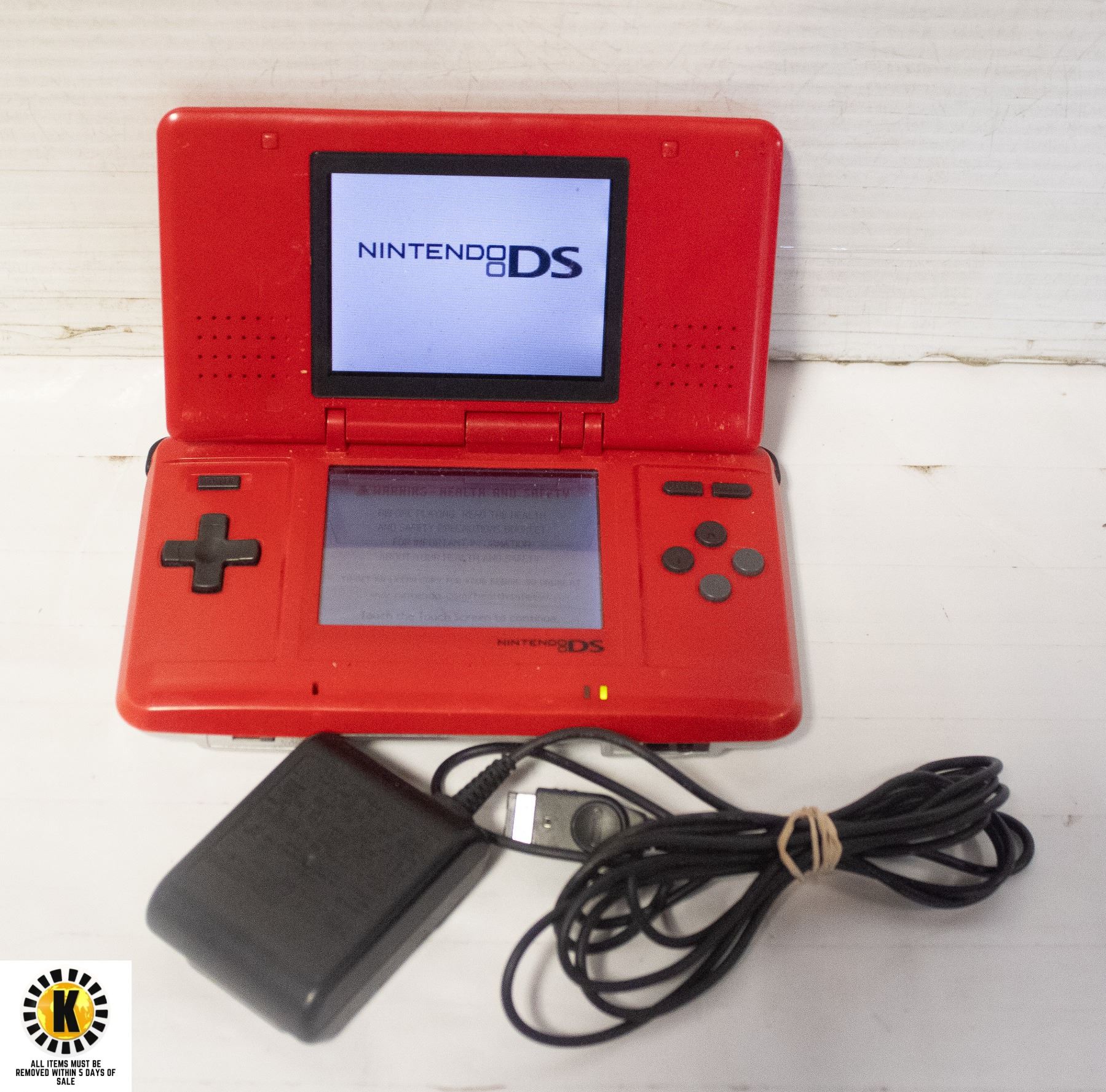 RED NINTENDO DS RED NINTENDO DS